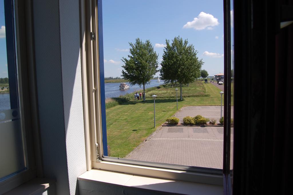 Buitenplaats T Ges Снек Номер фото